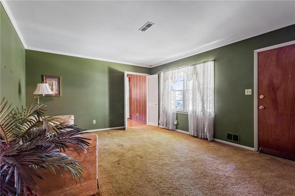 2219 Lisa Drive SE