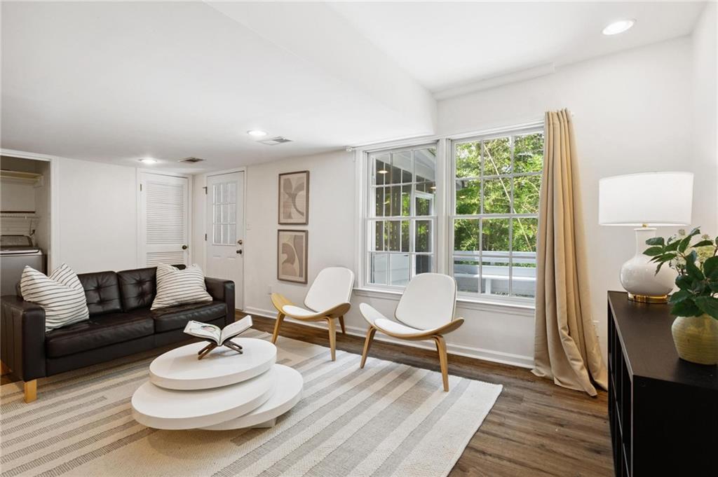 11 Ardmore Square NW