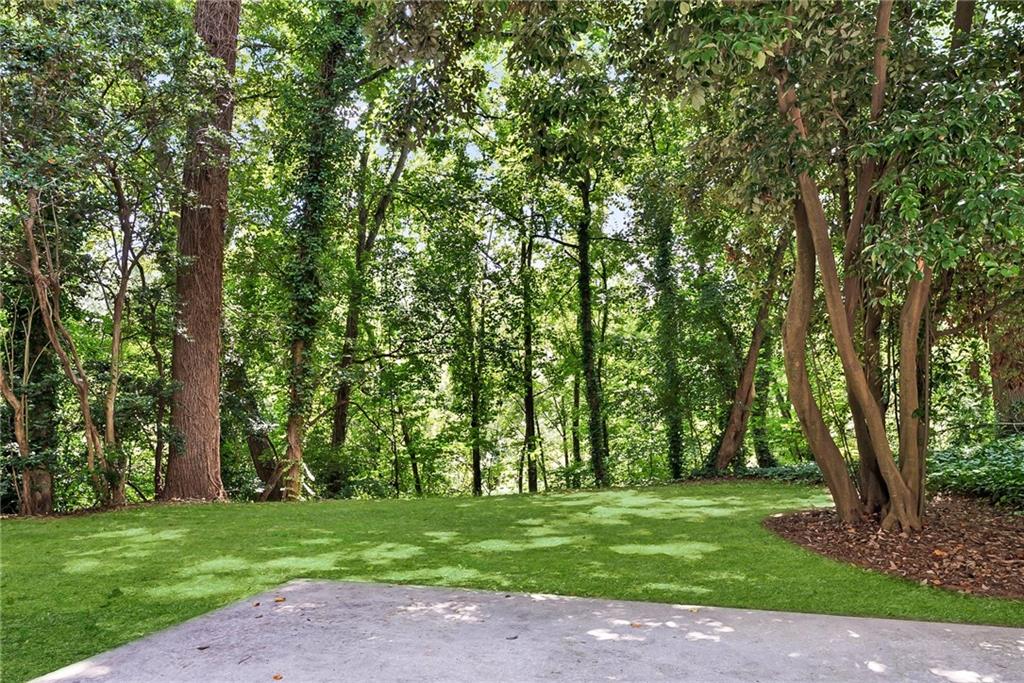 924 Peachtree Battle Avenue