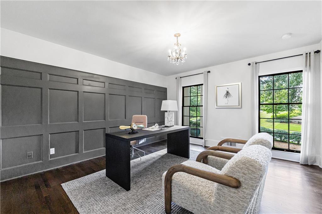 924 Peachtree Battle Avenue