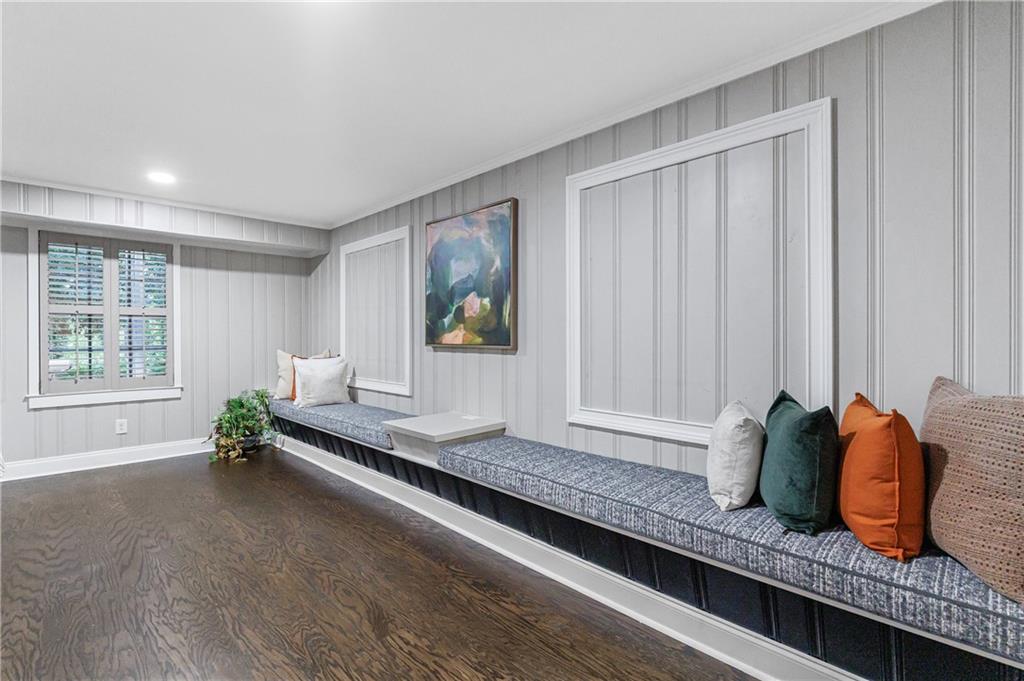 924 Peachtree Battle Avenue