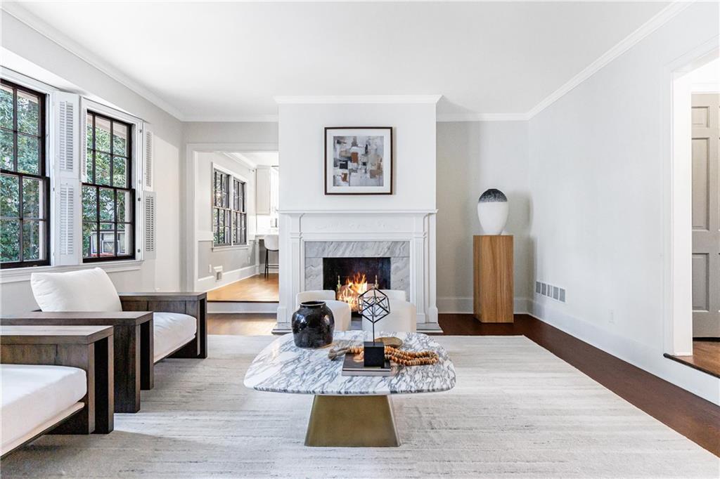 924 Peachtree Battle Avenue