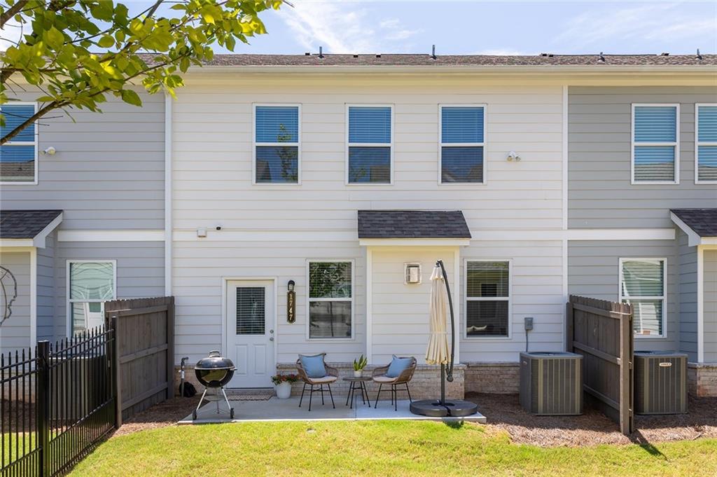 1747 Evanstad Way