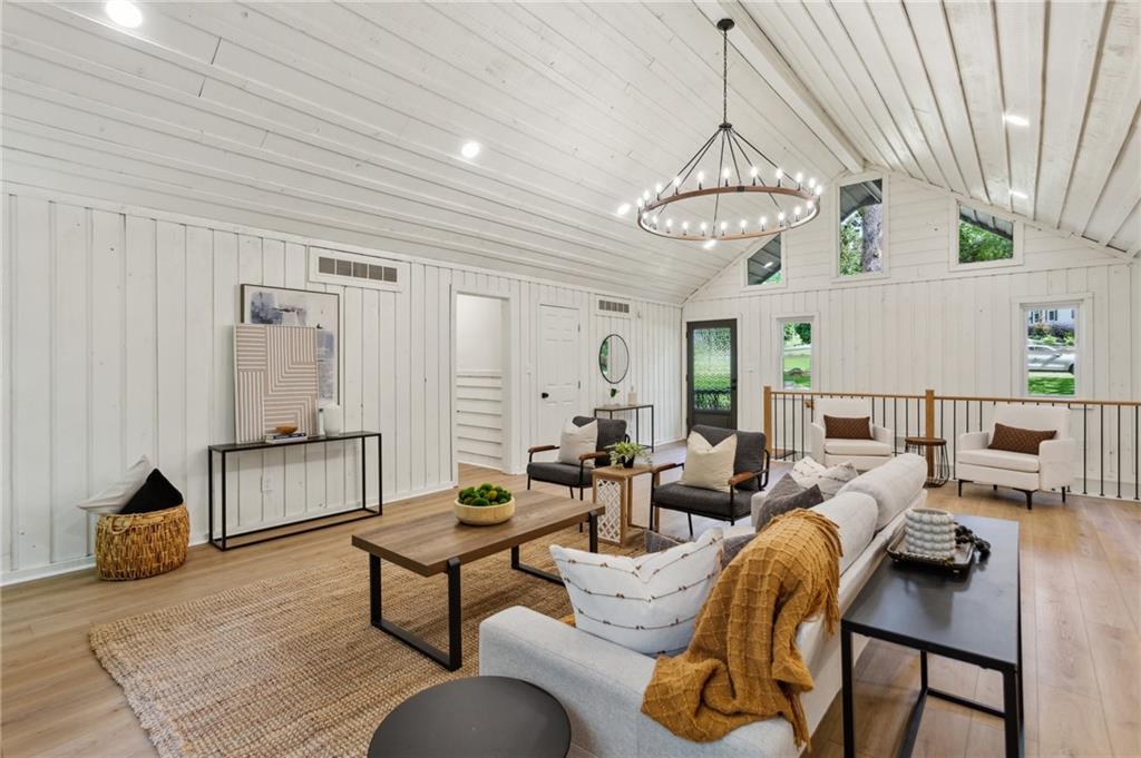 3640 Shelby Lane