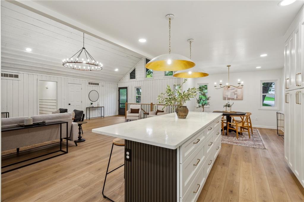 3640 Shelby Lane