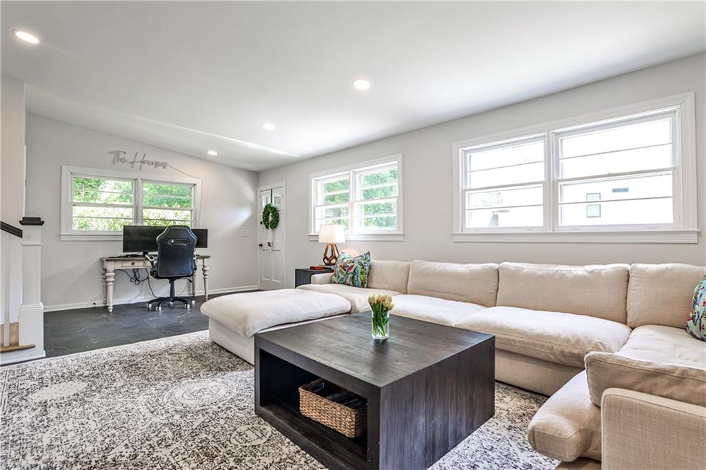 157 Normandy Drive SW