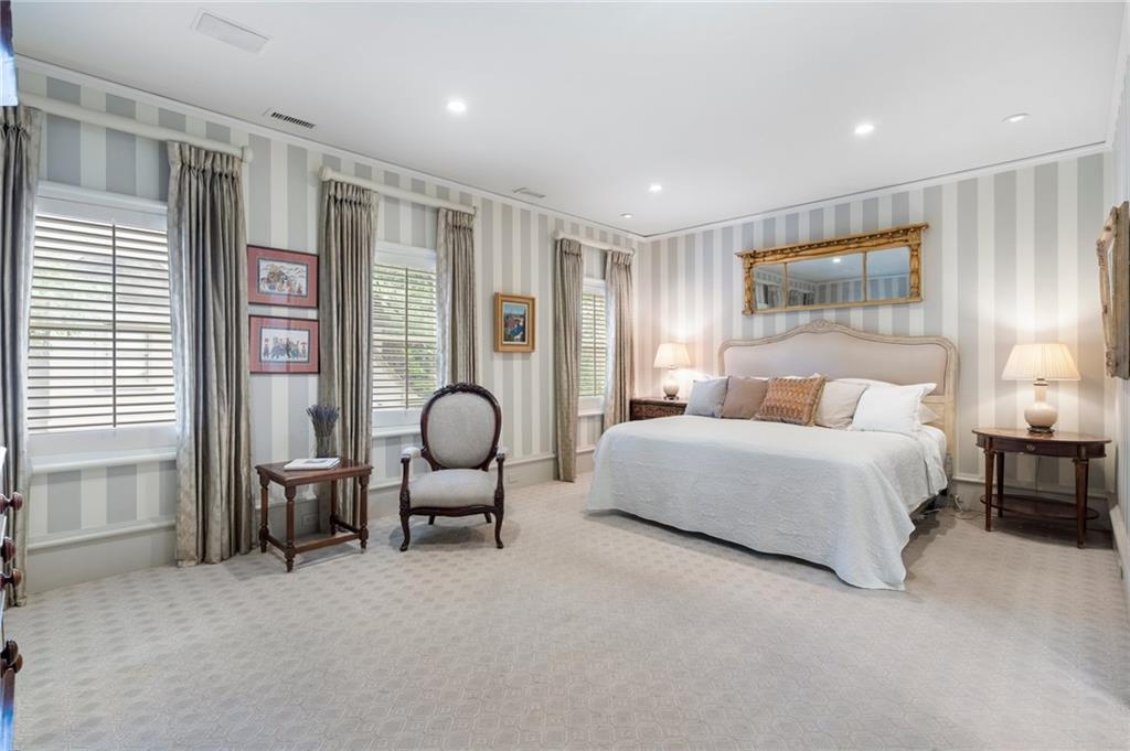 2525 Peachtree Road Unit 28