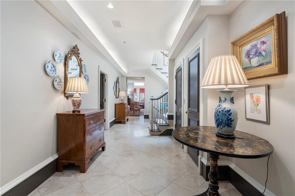 2525 Peachtree Road Unit 28