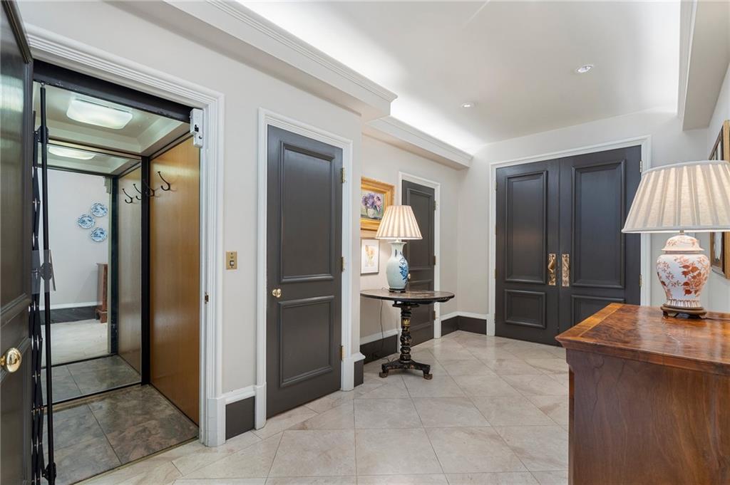 2525 Peachtree Road Unit 28