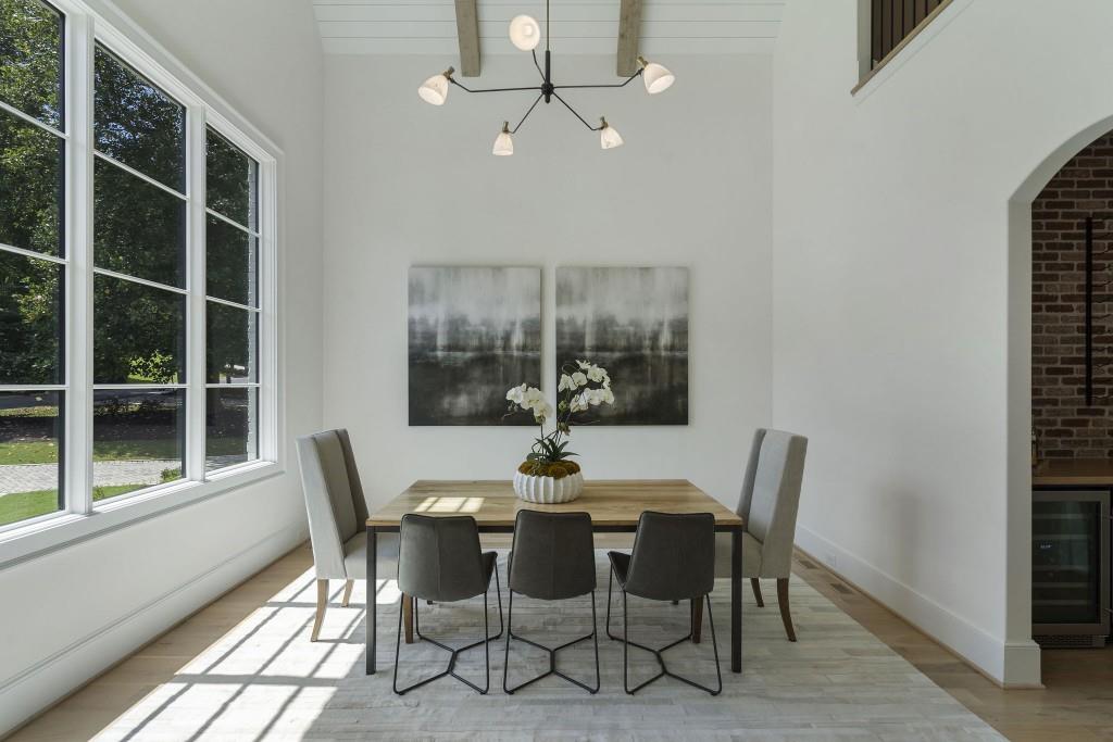 3338 Breton Circle