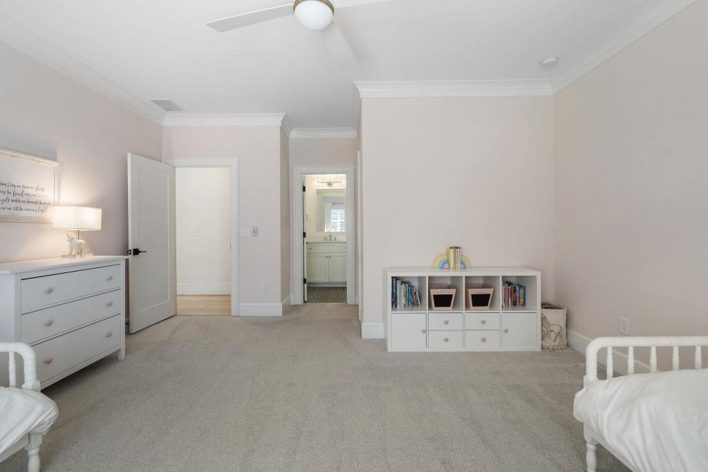 3338 Breton Circle