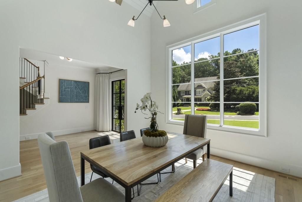 3338 Breton Circle