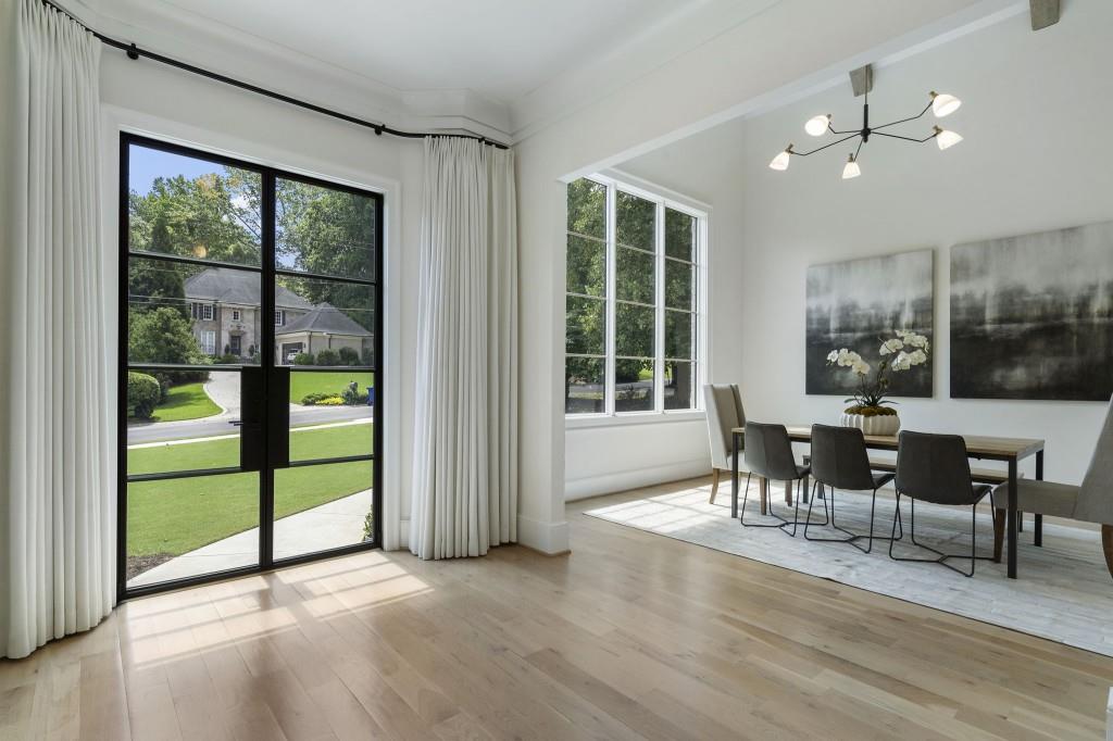 3338 Breton Circle