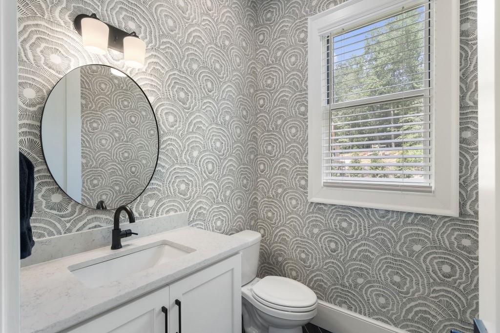 3338 Breton Circle