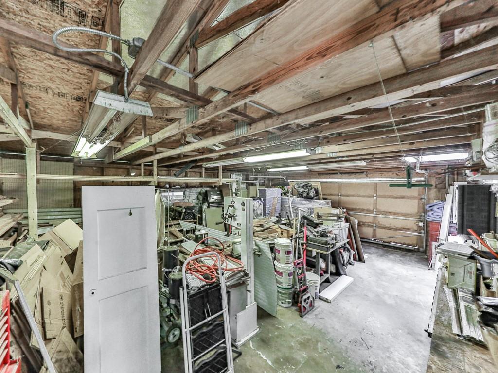 856 SYLVAN PARK Drive
