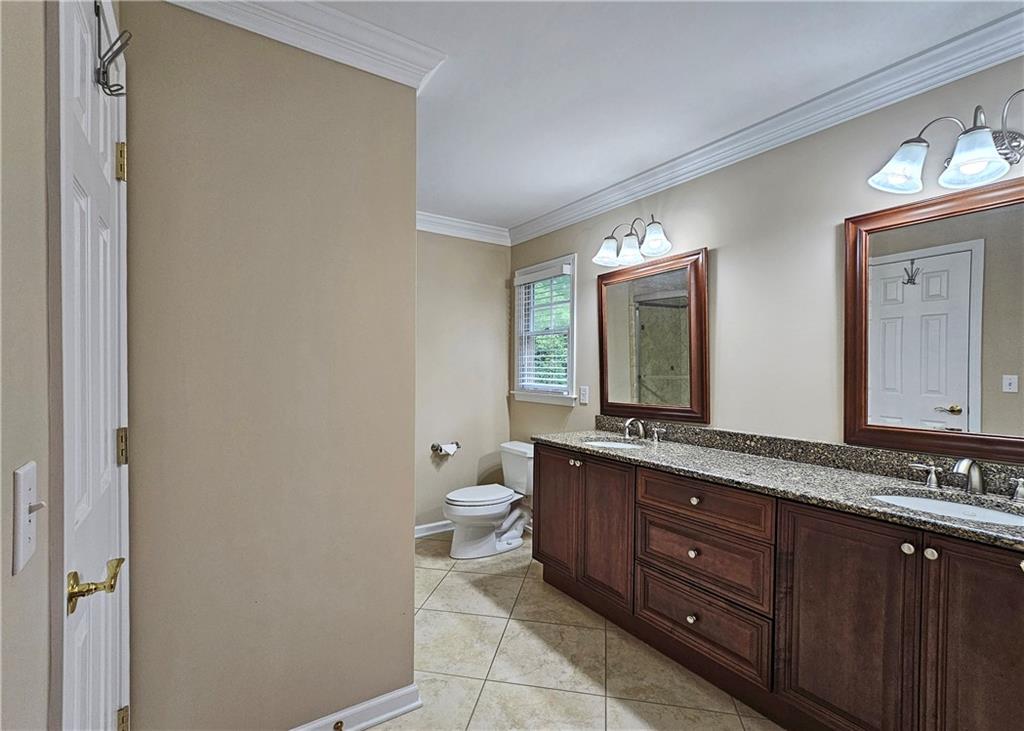 215 Settindown Court
