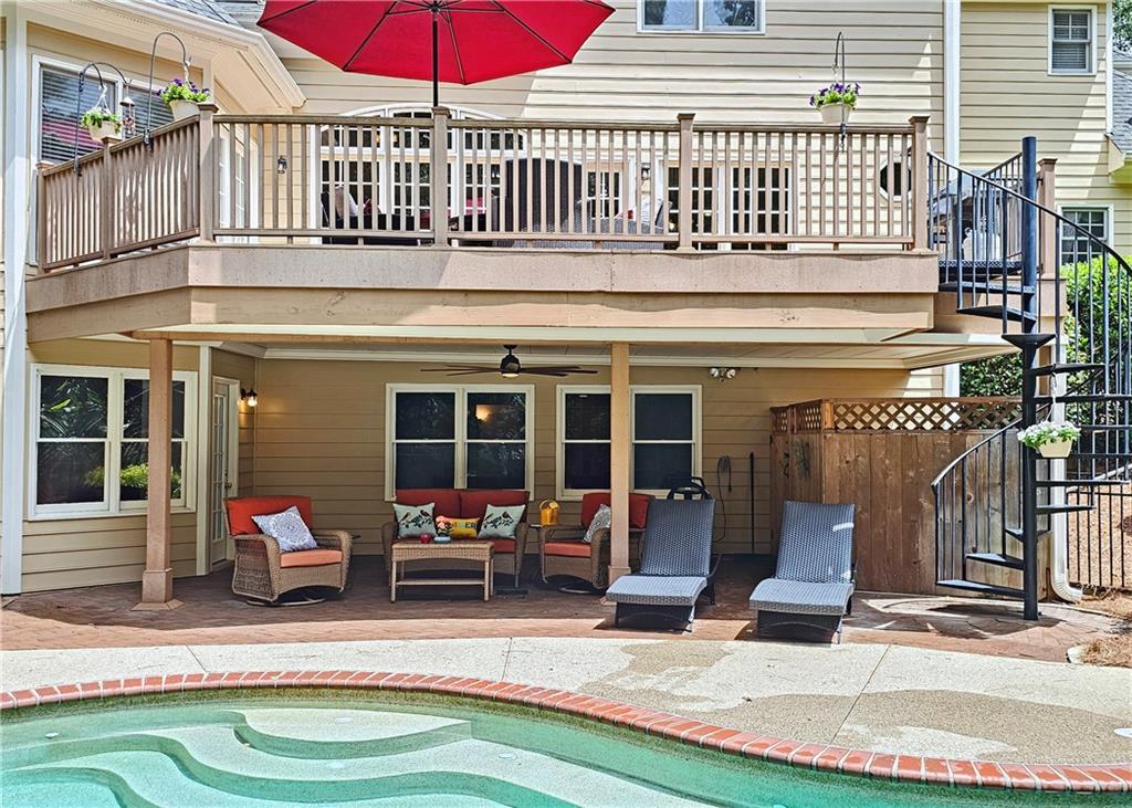 215 Settindown Court