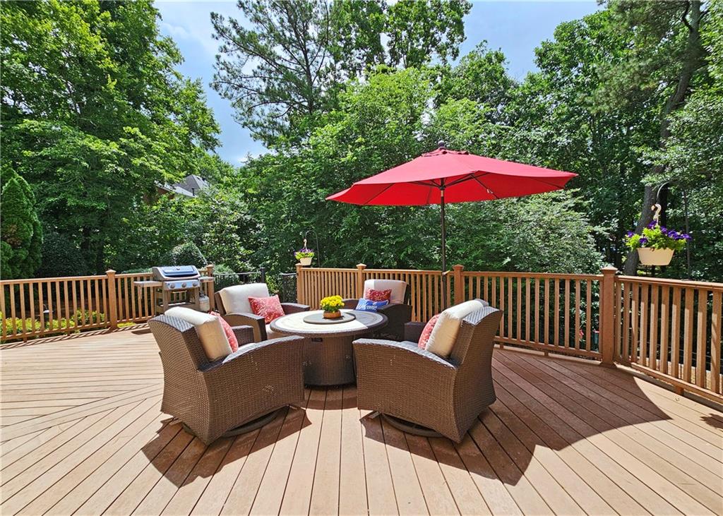 215 Settindown Court
