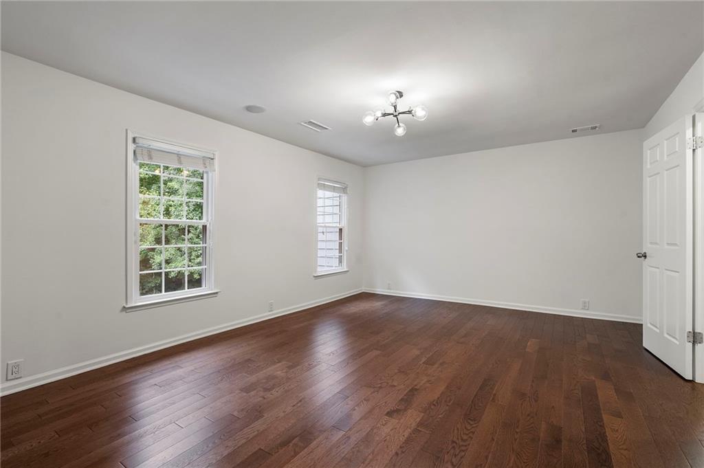 504 Dunwoody Chace Unit 5