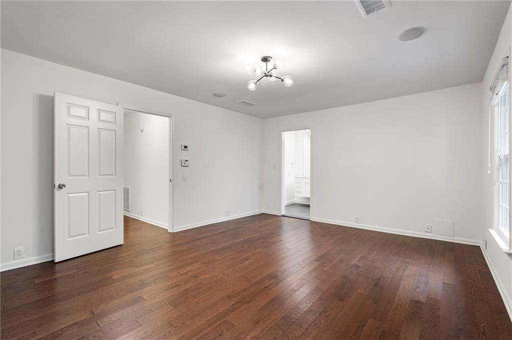504 Dunwoody Chace Unit 5