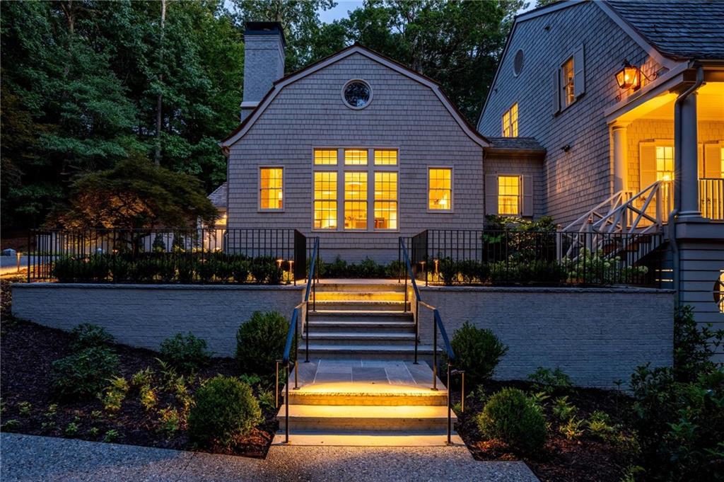 3990 Paces Ferry Road NW