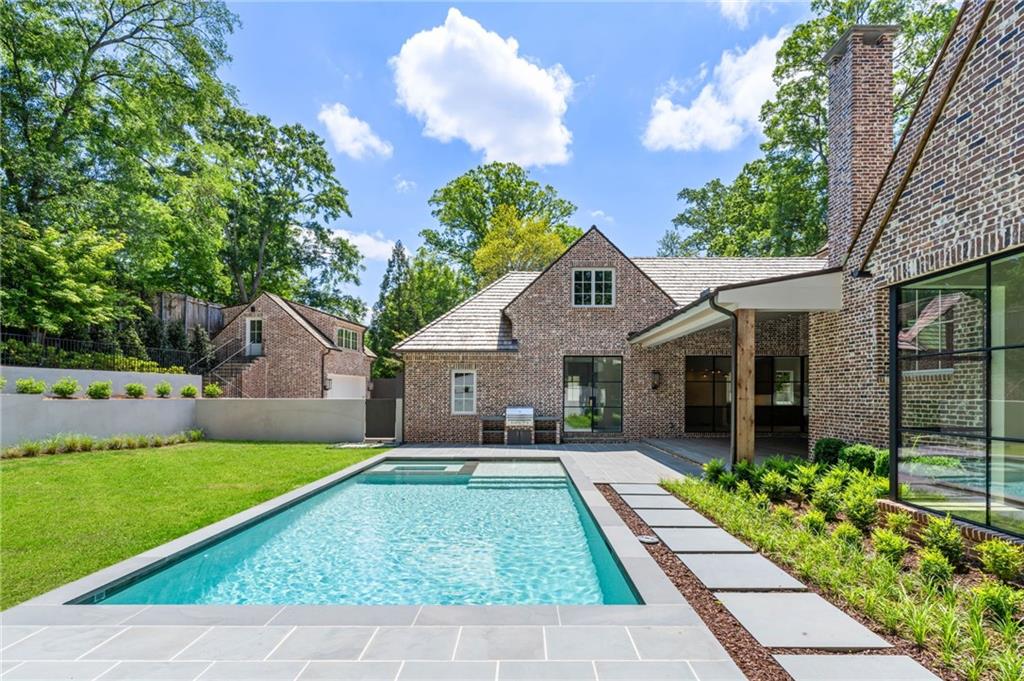 2515 Habersham Road