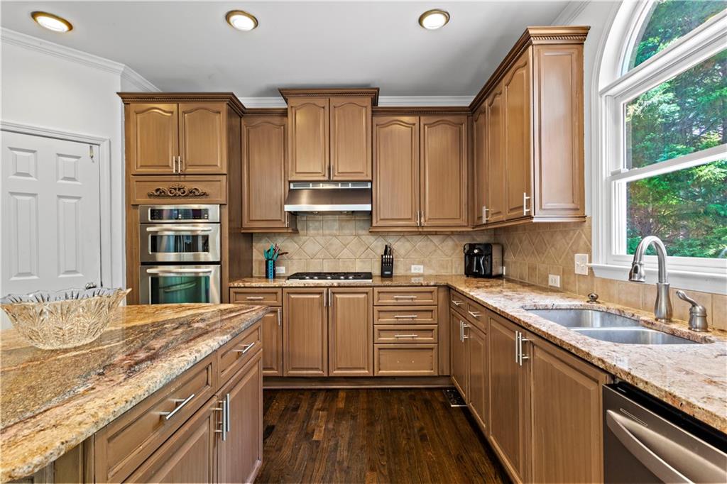 1327 Bentwater Drive