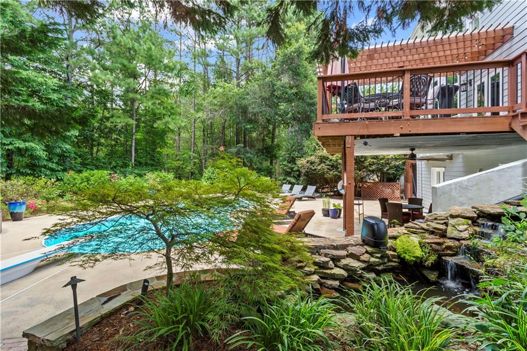 1327 Bentwater Drive