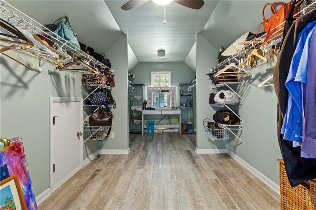 1327 Bentwater Drive