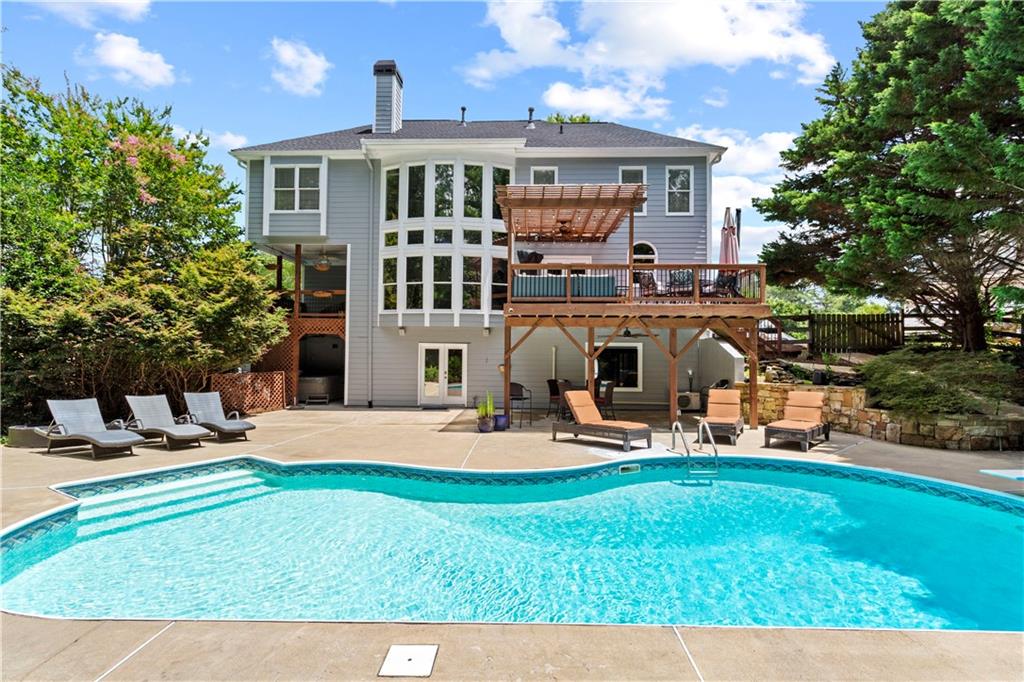 1327 Bentwater Drive