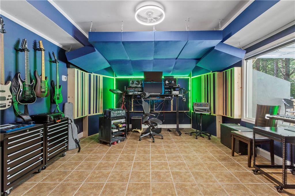 1327 Bentwater Drive