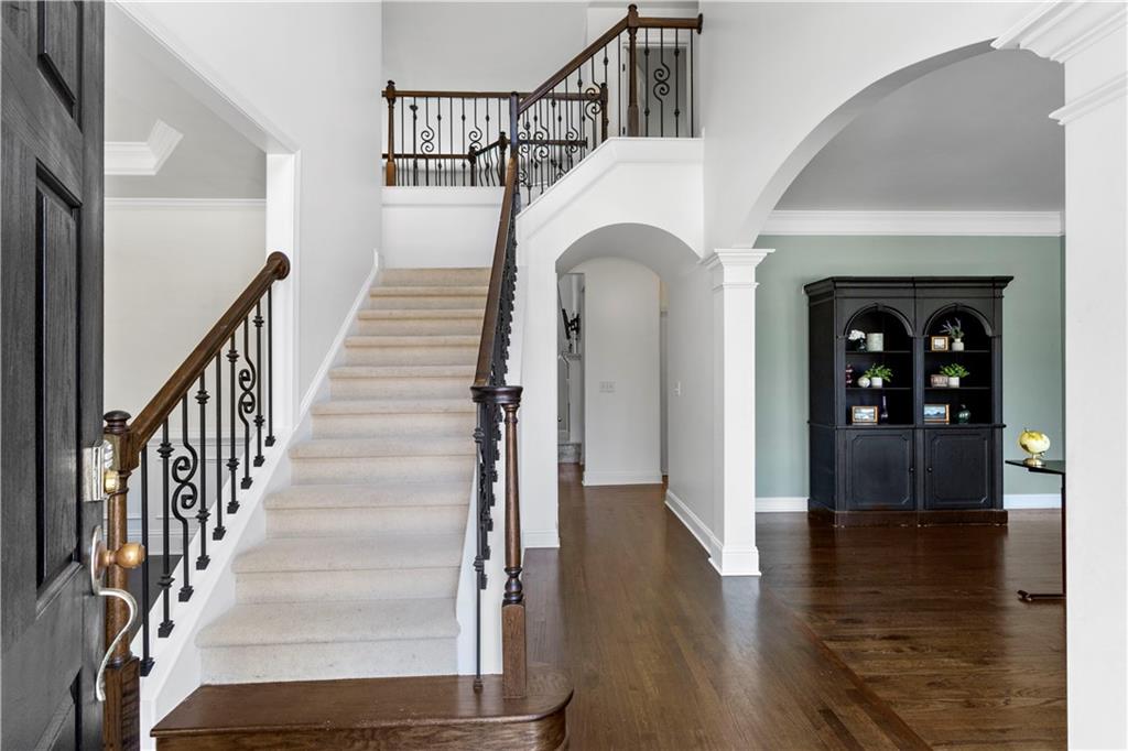 1327 Bentwater Drive