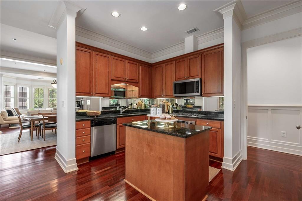 1717 N Decatur Road NE Unit 301