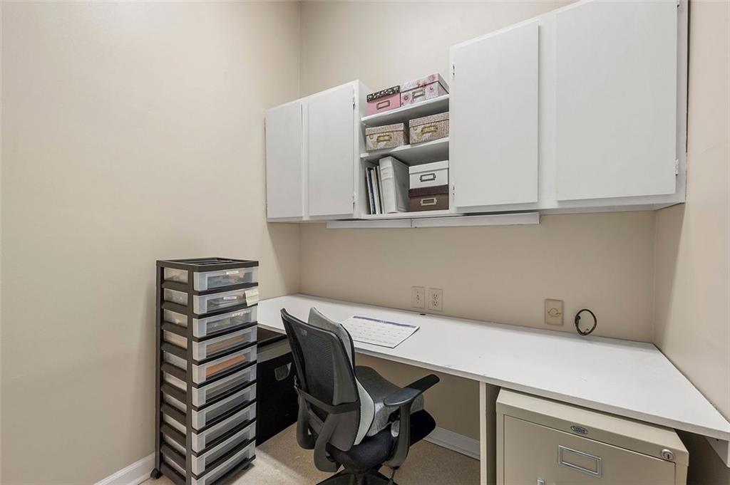 6307 Deerings Hollow