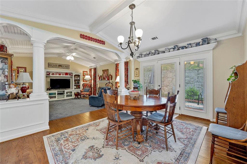 6307 Deerings Hollow