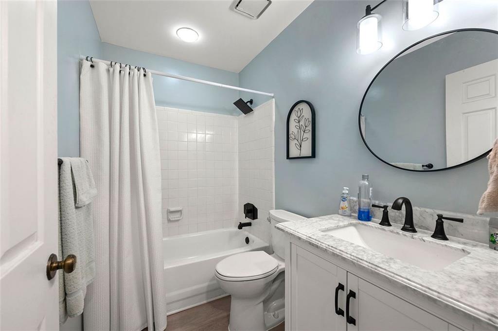 6307 Deerings Hollow