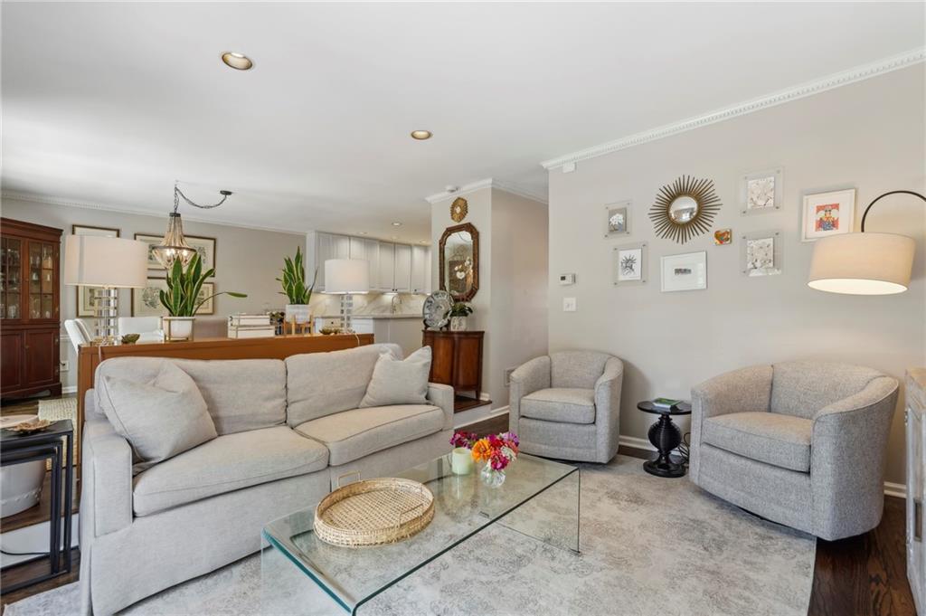 4545 Wieuca Road NE Unit 22