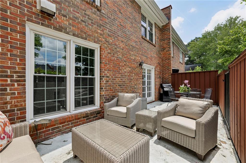 4545 Wieuca Road NE Unit 22