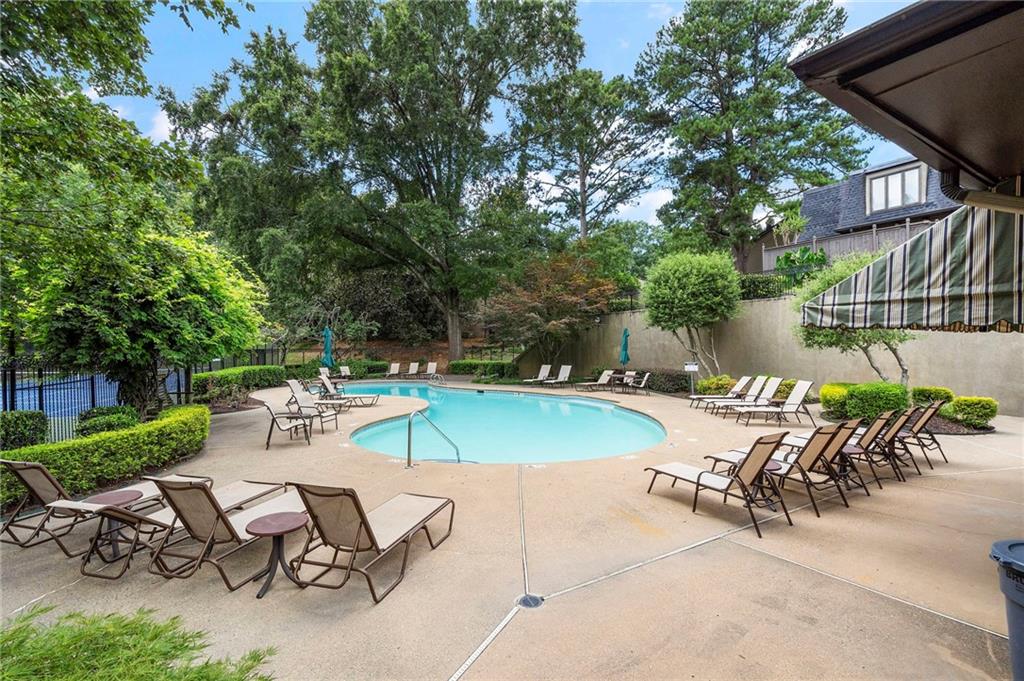33 Ivy Trail NE