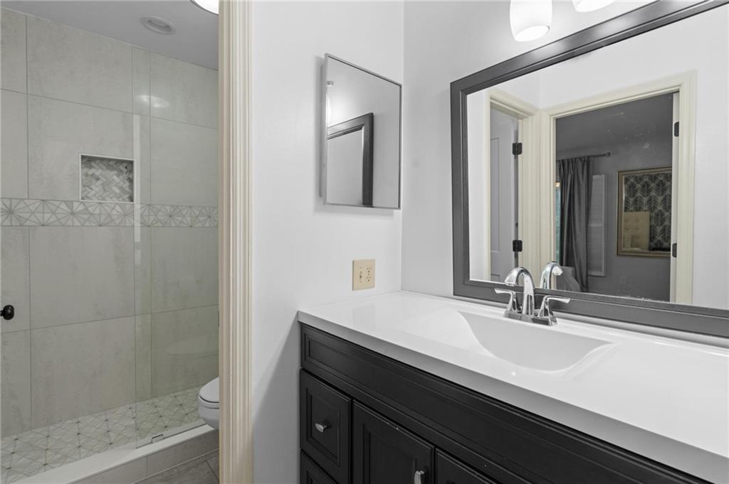 33 Ivy Trail NE