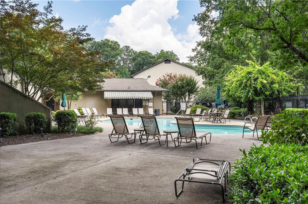 33 Ivy Trail NE