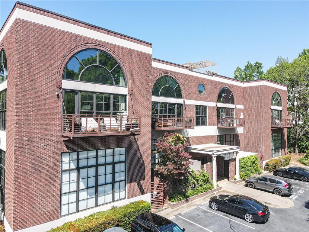 790 North Avenue NE Unit 209