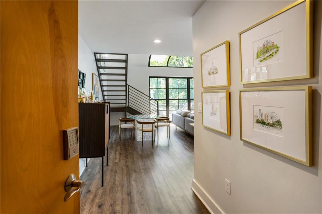 790 North Avenue NE Unit 209
