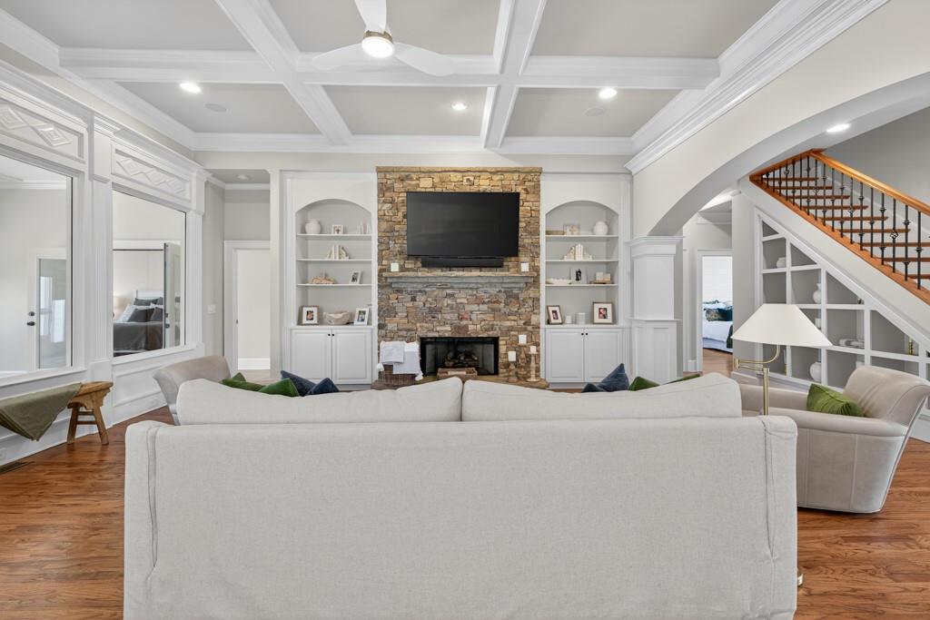 2330 Muskogee Lane