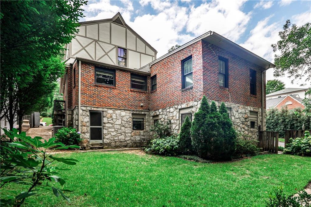 1012 Cumberland Road NE
