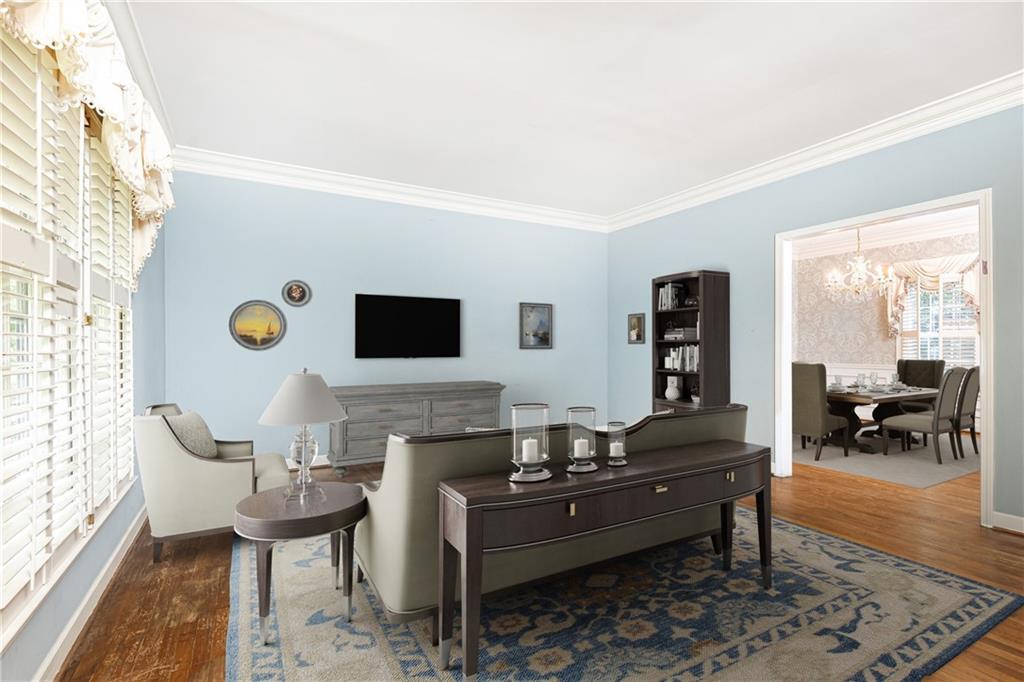 8205 Innsbruck Drive