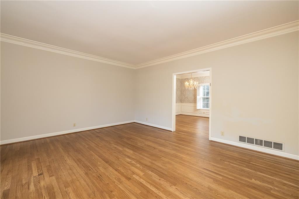 8205 Innsbruck Drive