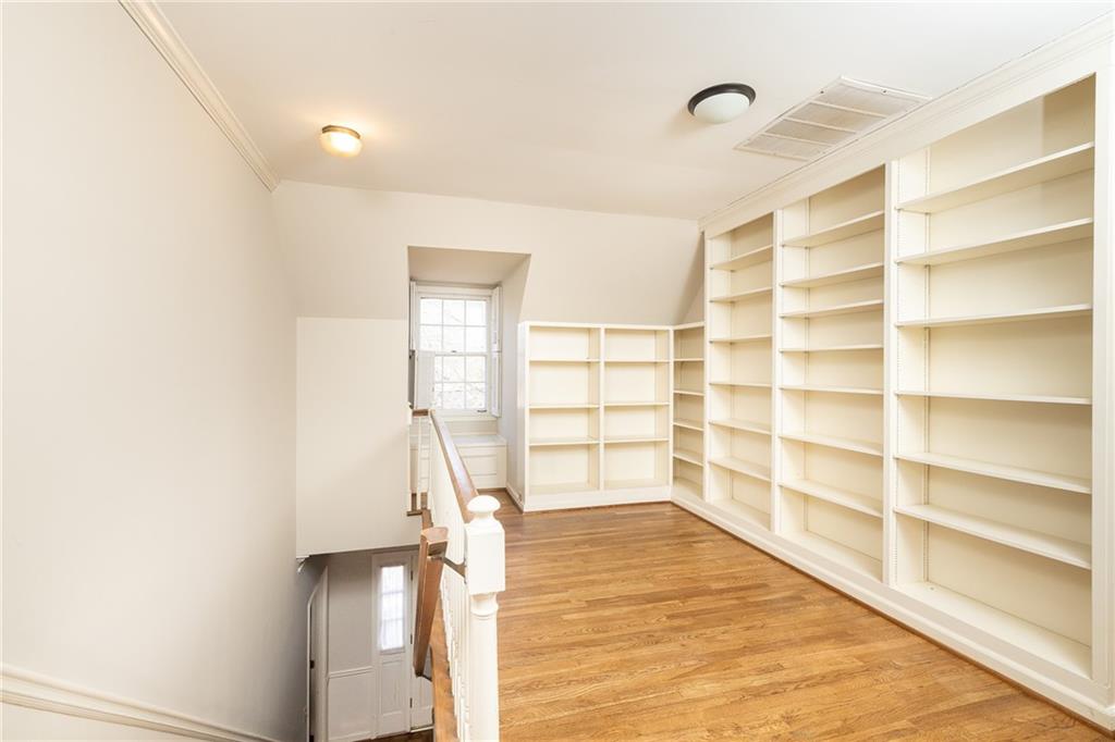 8205 Innsbruck Drive