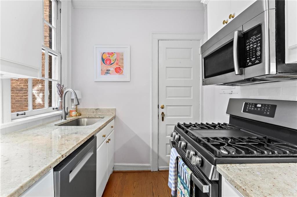 8 Collier Road NW Unit A1