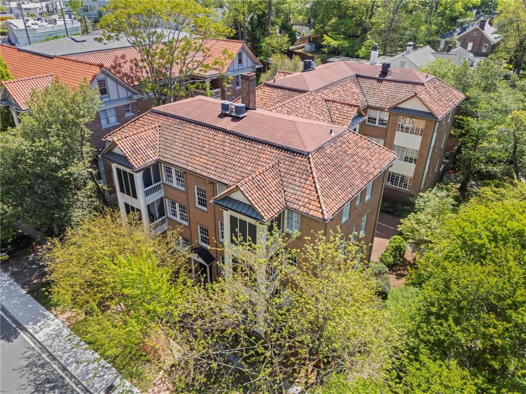8 Collier Road NW Unit A1